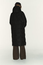 Anorak long matelassé 70 % duvet, 30 % plumes, à capuche, déperlant et coupe-vent