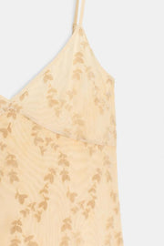 Robe nuisette en tissu dévoré