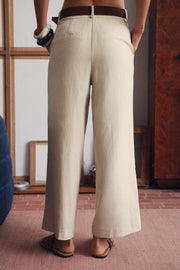 Pantalon-culotte en lin avec ceinture
