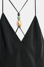 Robe midi à bretelles ornées de pierres